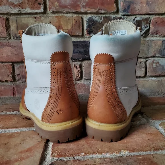 Timberland Women's Lace Up Boots - White and Tan - Picture 9 of 11